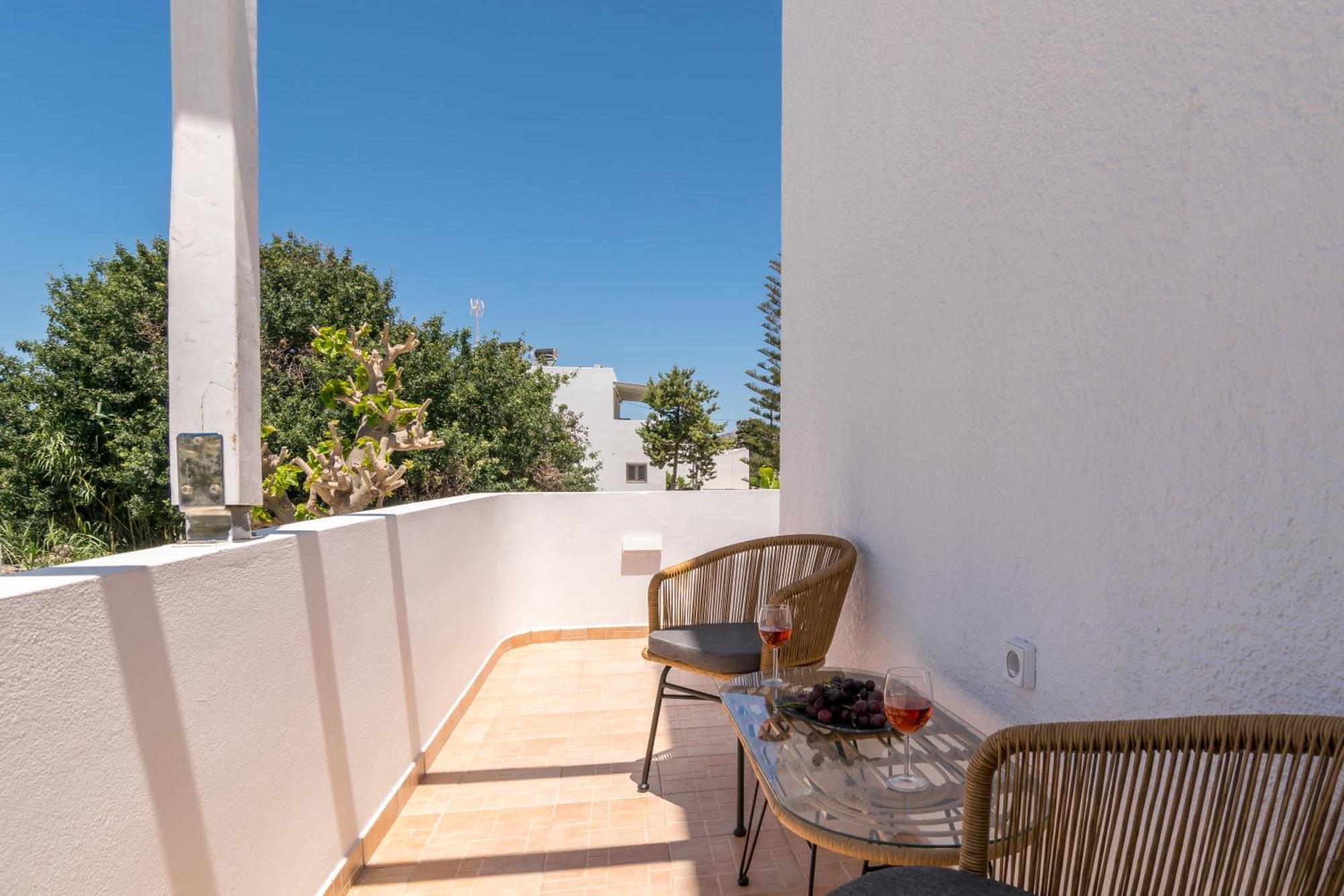 Pergola Hotel Pollonia Buitenkant foto